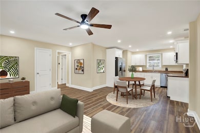 1307 E 70th St, Savannah, GA 31404 - photo 3