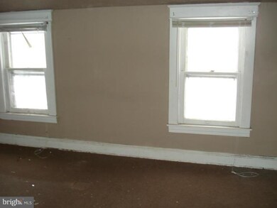 4104 Parkwood Ave, Baltimore, MD 21206 - photo 5