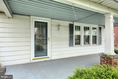 152 W York St, Biglerville, PA 17307 - photo 6