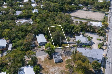 116 Ocean View Dr, Key Largo, FL 33070 - photo 2