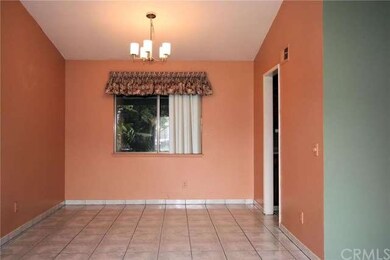 Formal dining, huge family gatherings or intimate 