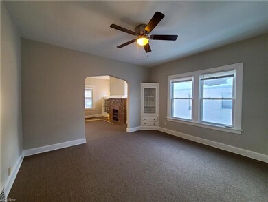 3433 Altamont Rd unit UP, Cleveland, OH 44118 - photo 5