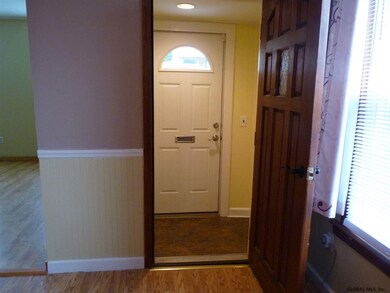 117 James St, Schenectady, NY 12302 - photo 6