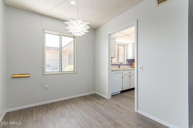 Drefs 98th dining room