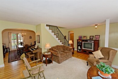 3 Carol Ann Dr, Albany, NY 12205 - photo 4