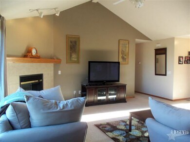 7534 Maeve Dr, Fort Wayne, IN 46835 - photo 6