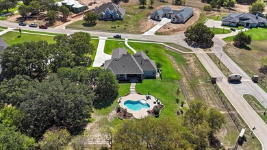 4009 Highland Oaks Ln, Cleburne, TX 76031 - photo 5