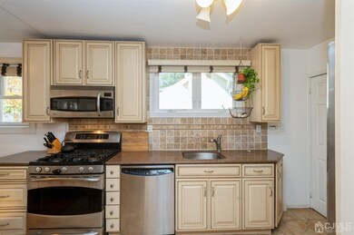 47 Charles St, Metuchen, NJ 08840 - photo 4