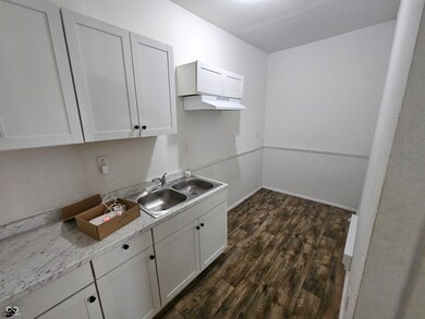 1320 E Main St, Muncie, IN 47305 - photo 5