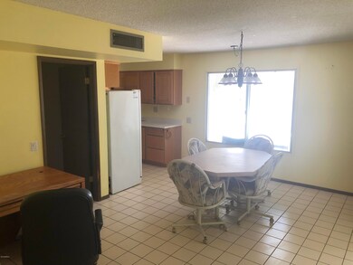 17041 N 106th Ave, Sun City, AZ 85373 - photo 5