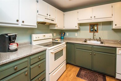 19 Saco St unit 36, Center Conway, NH 03813 - photo 2