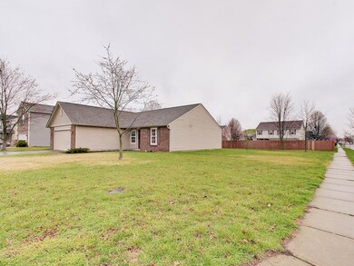 1191 Fiesta Dr, Franklin, IN 46131 - photo 2
