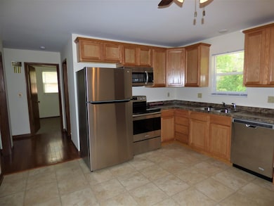 814A S Fairview Road