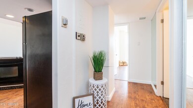 207 W Clarendon Ave Unit 2A-18