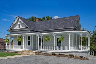 402 Lawsonville Ave, Reidsville, NC 27320 - photo 4