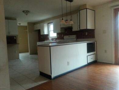 1612 Silver Maple Rd, Effort, PA 18330 - photo 6