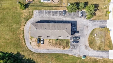 2312 N 155th St, Basehor, KS 66007 - photo 2