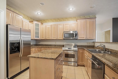 006_2669hunters_17_10