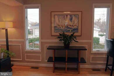 922 Boucher Ave, Annapolis, MD 21403 - photo 3