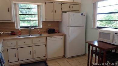 6095 N Sabal Palm Blvd unit 312, Tamarac, FL 33319 - photo 6