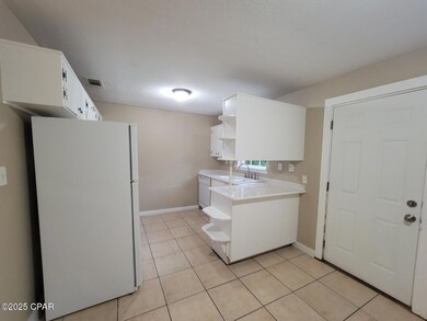 1710 Chestnut Ave, Panama City, FL 32405 - photo 6