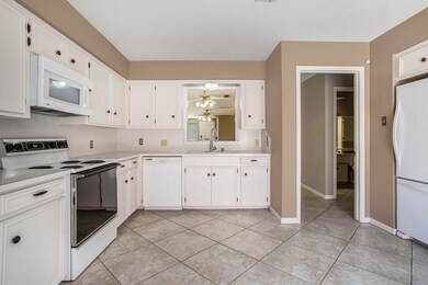 2209 Dowling Dr, Richmond, TX 77469 - photo 2