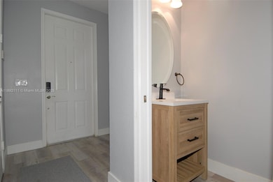 7636 Foxcroft Ln, Davie, FL 33328 - photo 3