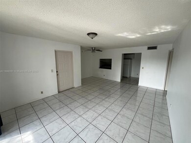 1001 Green Pine Blvd unit 82, West Palm Beach, FL 33409 - photo 3