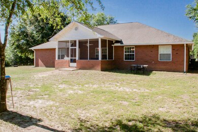 105 Cardinal Ct, Crestview, FL 32539 - photo 4