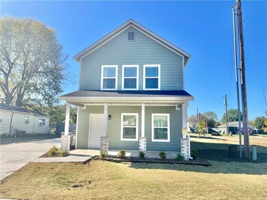 506 Park St unit A, Springdale, AR 72764 - photo 3