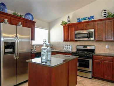 11561 Flor Liatris Dr, Socorro, TX 79927 - photo 6