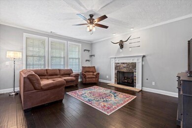 07-Living Room
