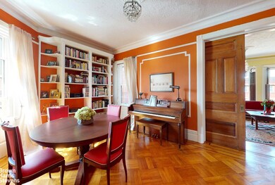 188 W 135th St unit 5W, New York, NY 10030 - photo 5