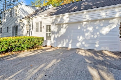 35690 Solon Rd, Solon, OH 44139 - photo 7