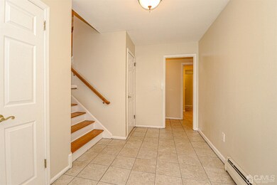 28 Wheatsheaf Rd, Clark, NJ 07066 - photo 7