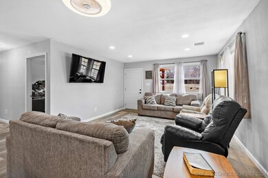 18086 E 570 Rd, Colcord, OK 74338 - photo 6