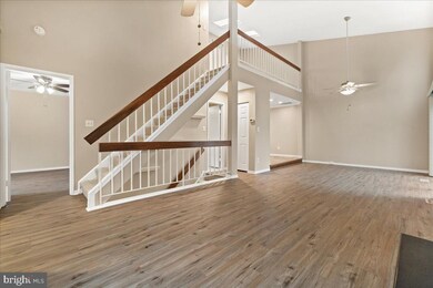 14 Sparrow Valley Ct, Montgomery Village, MD 20886 - photo 4