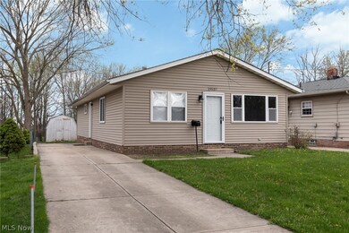 29537 Catawba St, Wickliffe, OH 44092 - photo 2