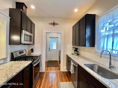 3670 Oak St, Jacksonville, FL 32205 - photo 6