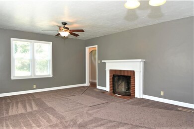 310 W Glendale St, Princeton, IN 47670 - photo 4