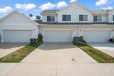 2806 Ithica Ct, Altoona, IA 50009 - photo 2