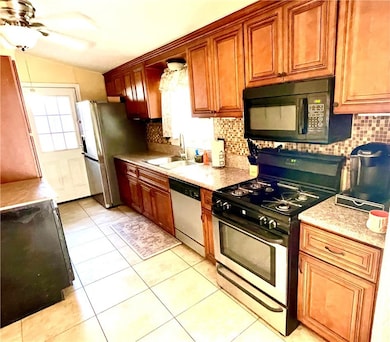 17141 E Tudor St, Covina, CA 91722 - photo 4