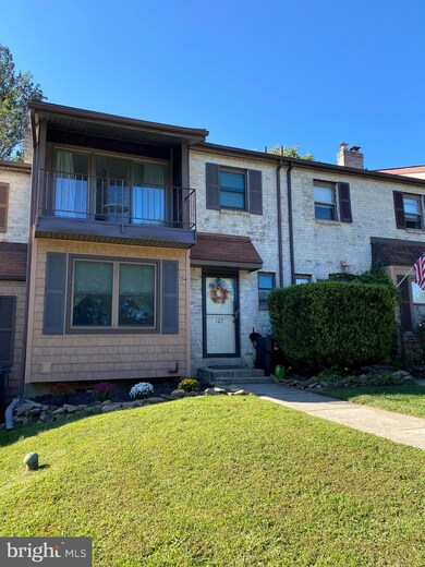 127 Bishop Dr, Aston, PA 19014 - photo 3