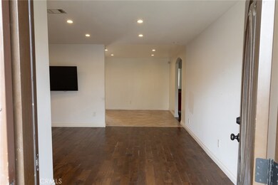 1409 W 133rd St, Compton, CA 90222 - photo 4