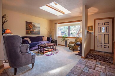 85 SE Craven Rd Bend OR 97701-print-004-
