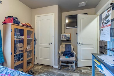 3642 Boulder Hwy unit 401, Las Vegas, NV 89121 - photo 7