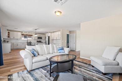 07-Family Room