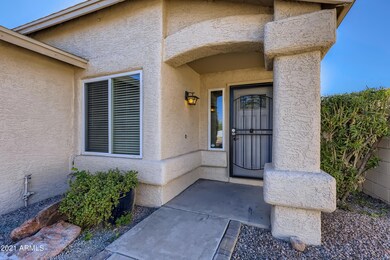 1-789274611-05 Exterior Front Entry