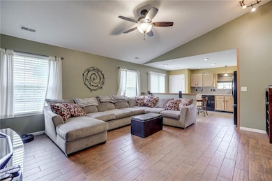 12770 Longleaf Ln, Fishers, IN 46038 - photo 4