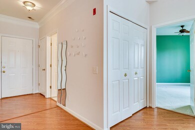 12471 Hayes Ct unit 304, Fairfax, VA 22033 - photo 4